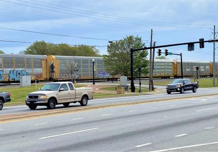 Stalled train at Lake Avenue in Forest Park